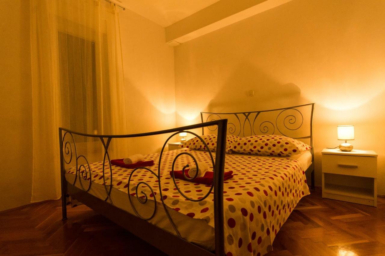 Apartman Ruza Appartamento Traù Esterno foto
