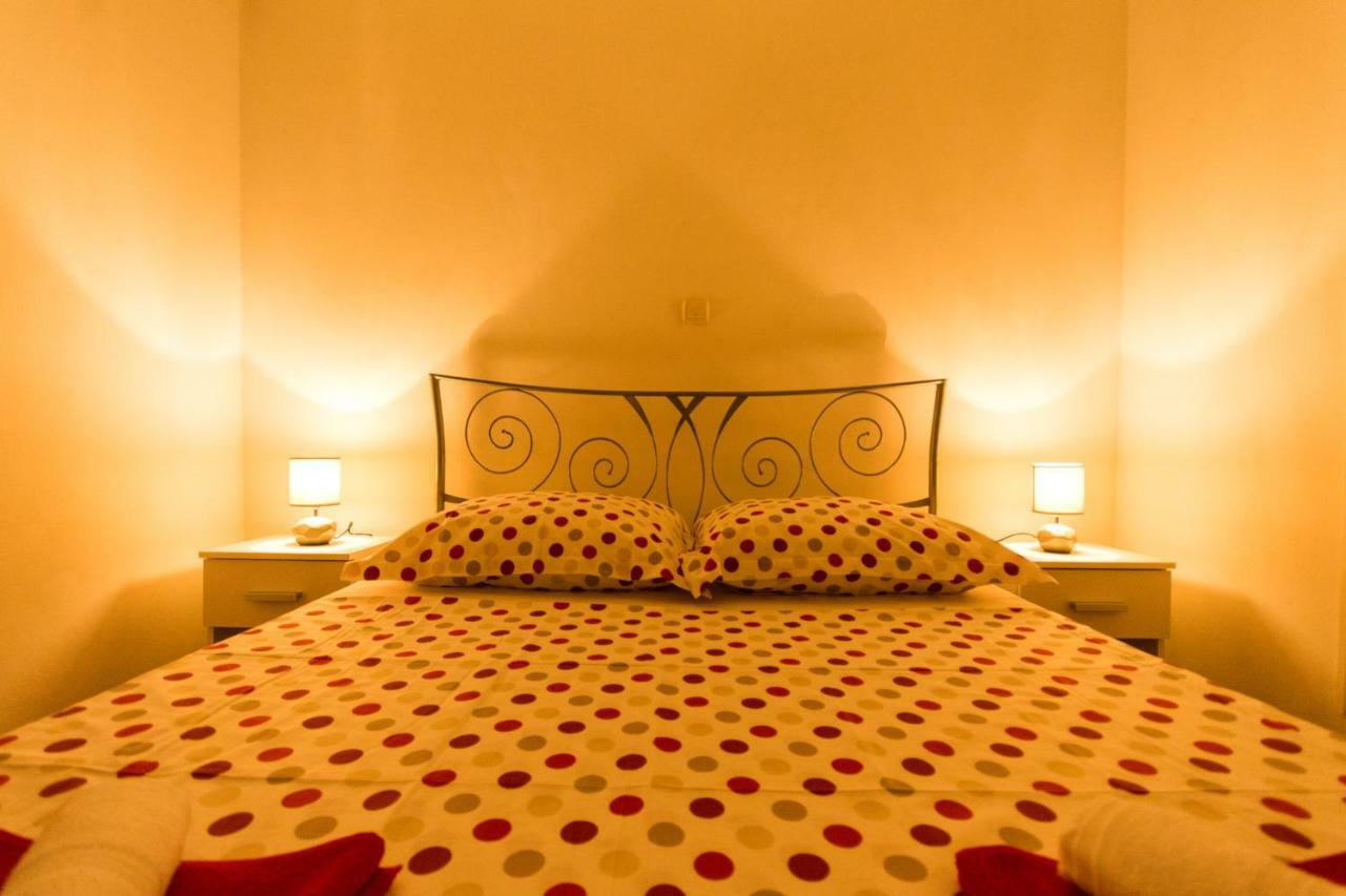 Apartman Ruza Appartamento Traù Esterno foto